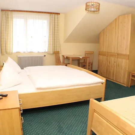 Zur Bruthenne Weissenbach an der Triesting