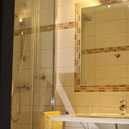 Πανσιόν Zur Bruthenne Weissenbach an der Triesting