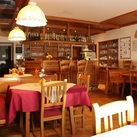 بيت ضيافة Zur Bruthenne 3*