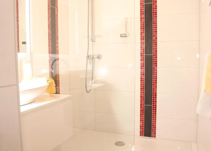 Landgasthof Zur Bruthenne בית הארחה 3*