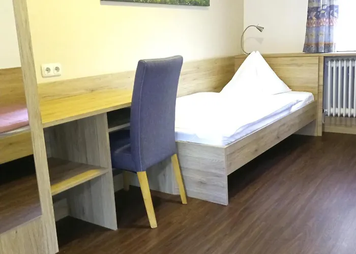 Landgasthof Zur Bruthenne בית הארחה 3*